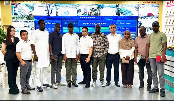 立足中国，链接世界｜尼日利亚合作伙伴来访鸿嘉利总部，共促中非能源升级