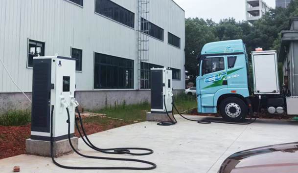 卡车充电站-1