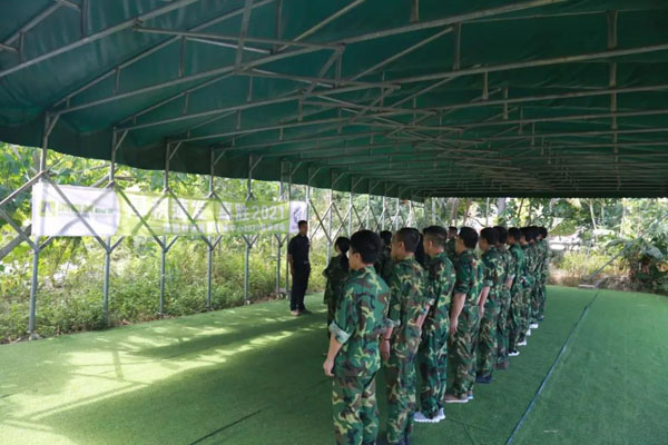 鸿嘉利新能源充电桩-1