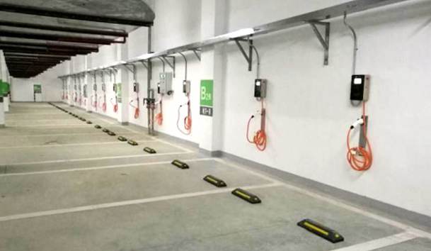 西乡天福华府地下停车库7KW交流充电桩项目