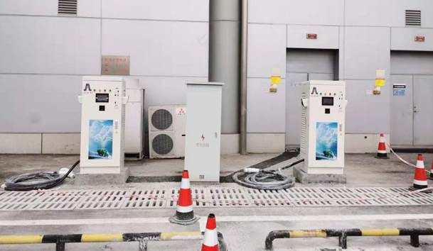 重庆江北机场停机坪室外充电站60KW+7KW充电桩项目案列