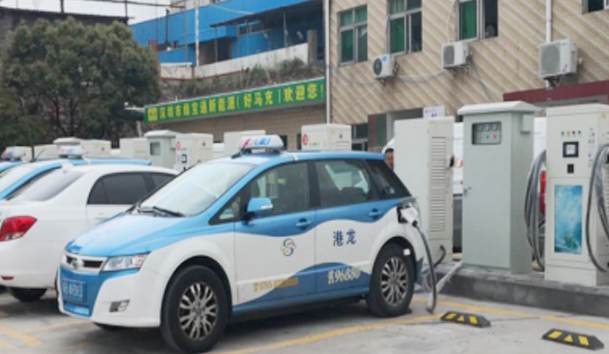 ​观澜新田充电站120kw双枪直流桩+42kw单枪交流桩项目案例