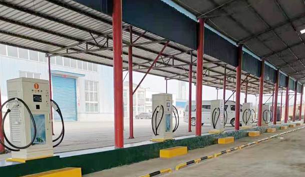 中国虎工新能源充电站120KW双枪直流充电桩项目案例