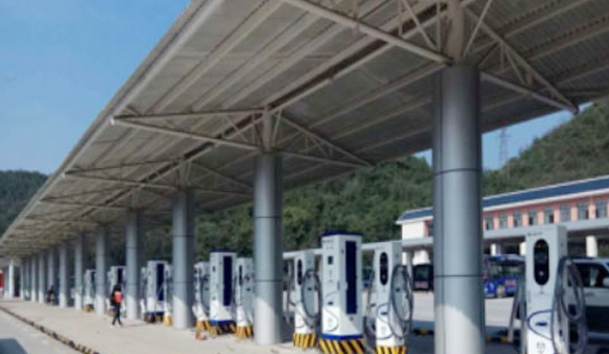 广西胜利场站充电站180kw直流四枪分体式充电桩项目