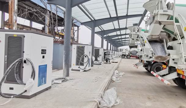 山西临汾某物流园区充电站360kW重卡专用充电桩项目